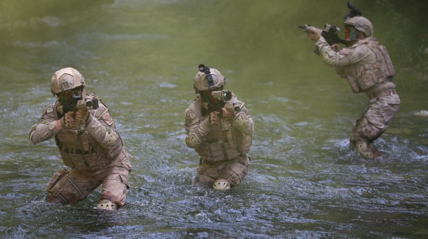 Teröristlere nefes aldırılmıyor: 'Ara-bul-yok et' 13