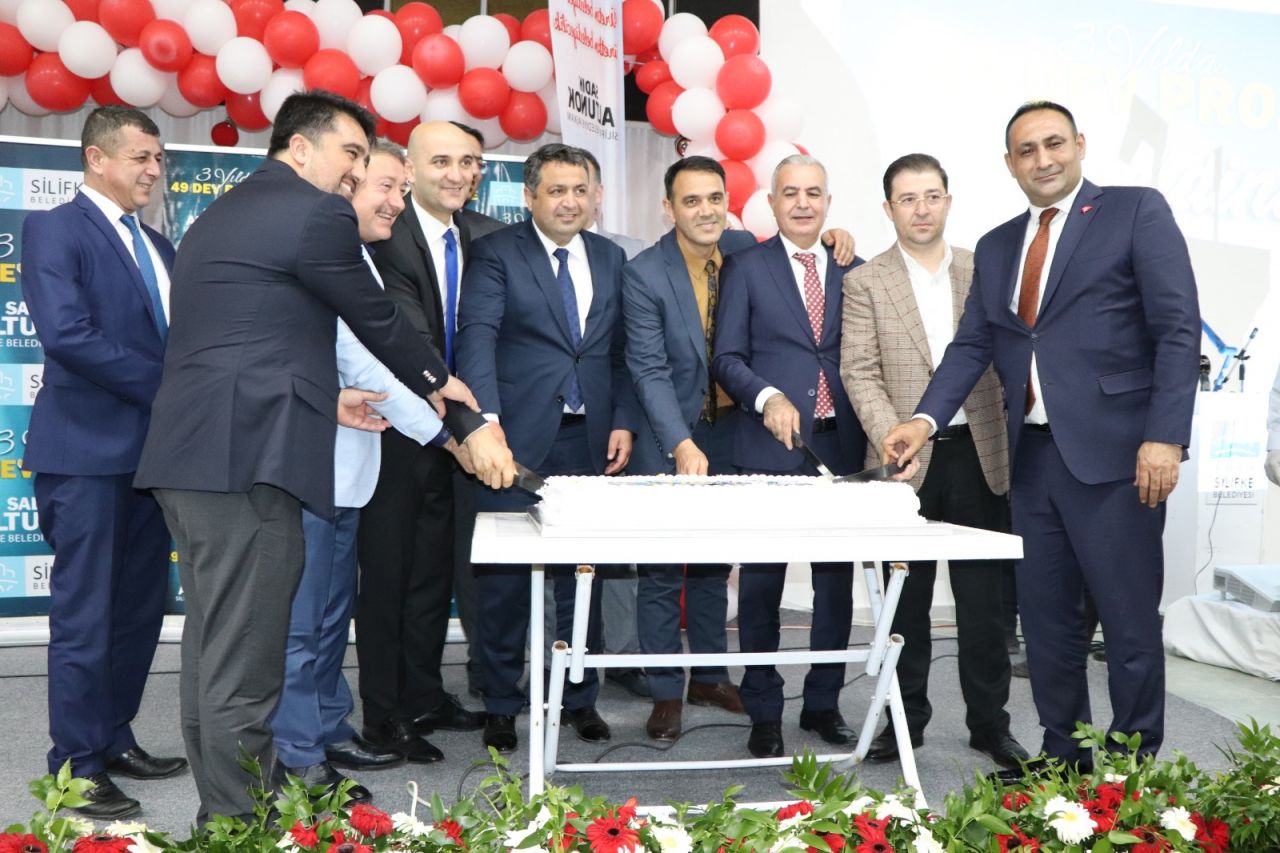 Altunok: Silifke’mizi modern hizmetlerle buluşturuyoruz 4