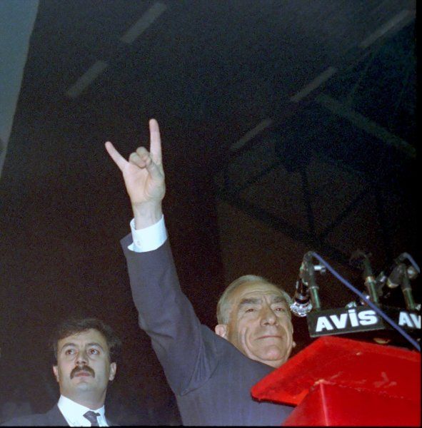 Başbuğ, vefatının 25. yılında anılıyor... İşte, Alparslan Türkeş'in bilinmeyen fotoğrafları 34