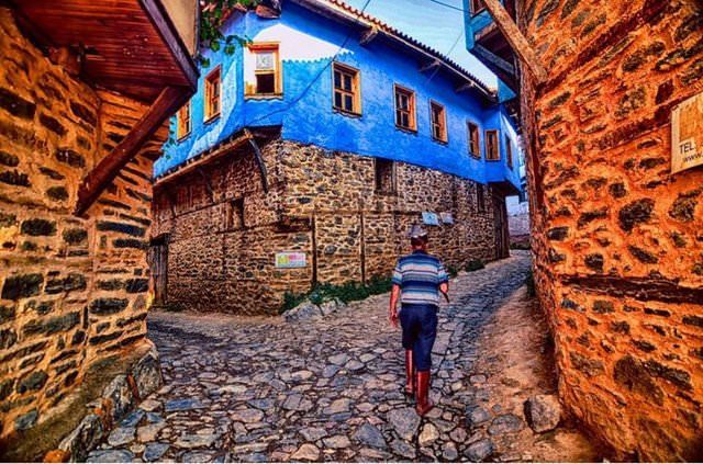 Seçim Kanunu değişti, yeni rakamlar belli oldu! Hangi il kaç milletvekili çıkaracak? 25