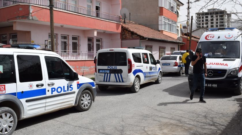 Polisler, evde karşılaştıkları tabloya inanamadı 8