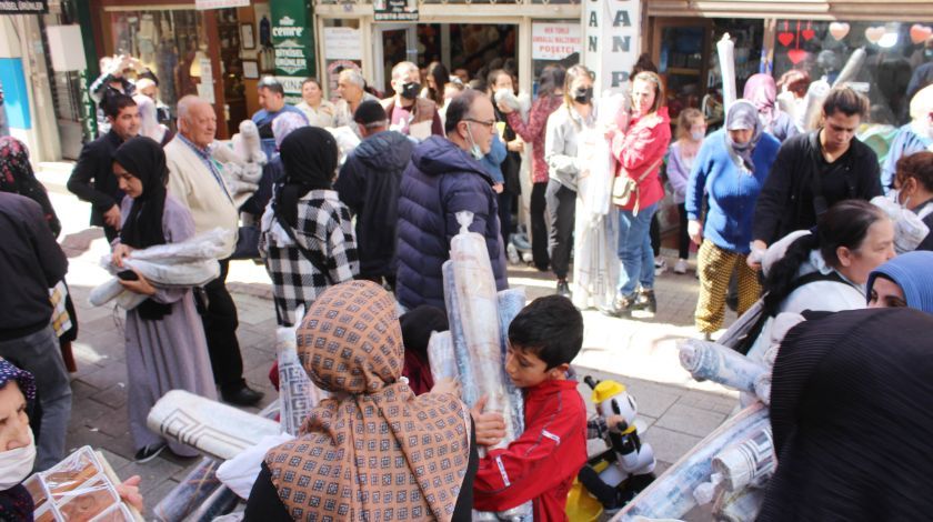 Tekirdağ’da indirim izdiham 4