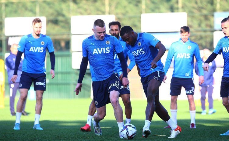 Fenerbahçe - Galatasaray muhtemel 11'ler belli oldu! Arda Güler ve Kerem Aktürkoğlu oynayacak mı? 7