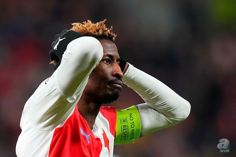 Kanarya bombayı patlatıyor! Yıldız golcü Kadıköy yolcusu 8