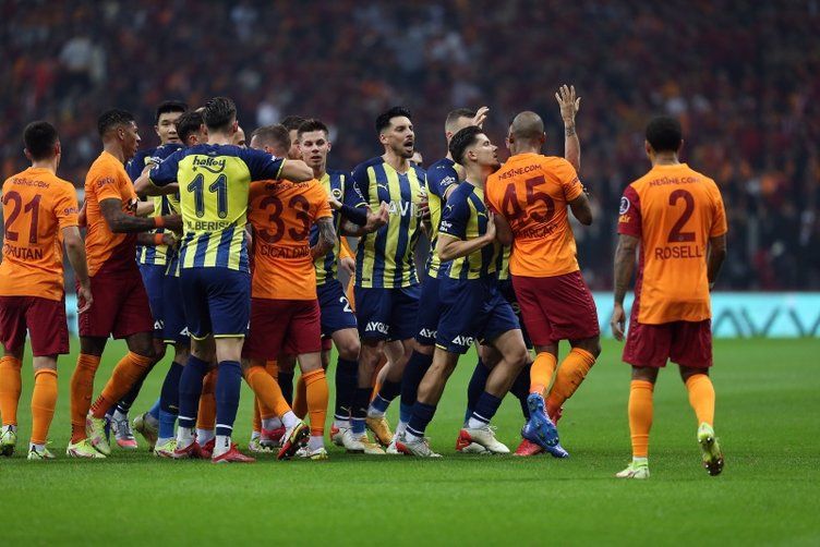 Fenerbahçe - Galatasaray muhtemel 11'ler belli oldu! Arda Güler ve Kerem Aktürkoğlu oynayacak mı? 10