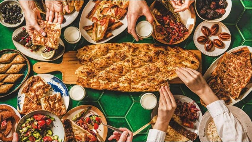 İki farklı iftar sofrasının sırrı! Osmanlı'da 600 yıllık Ramazan geleneği 5