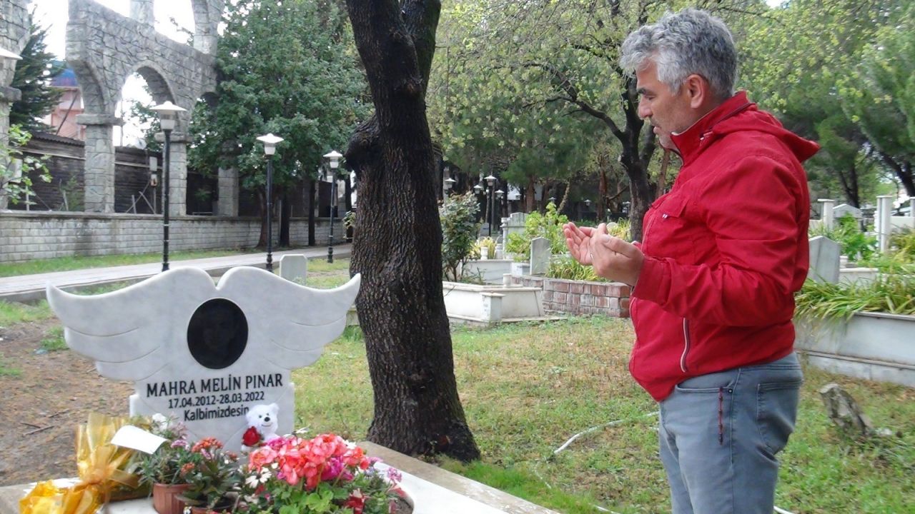 Köpekten kaçarken kamyonun altında kalan Mahra'nın mezarına arkadaşlarından duygulandıran mektup 6