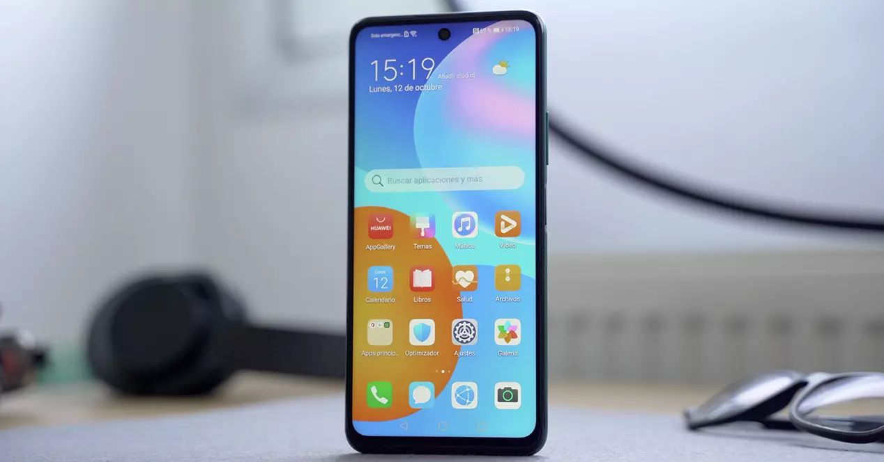 Hangi telefonların fiyatı ne kadar düşecek? Cep telefonlarına ÖTV düzenlemesi geldi... 39