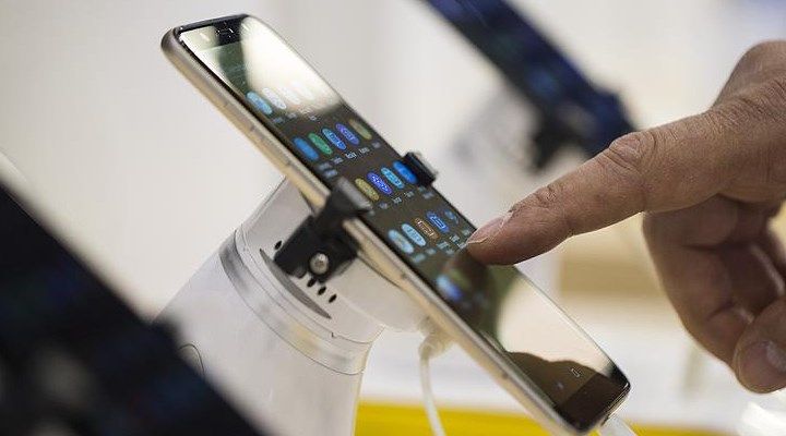 Hangi telefonların fiyatı ne kadar düşecek? Cep telefonlarına ÖTV düzenlemesi geldi... 19