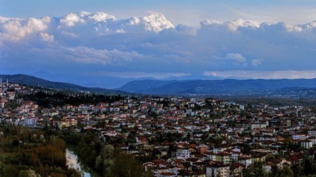 İşte Türkiye'nin en kalabalık ilçeleri listesi: Nüfusu 57 şehri geride bıraktı 84