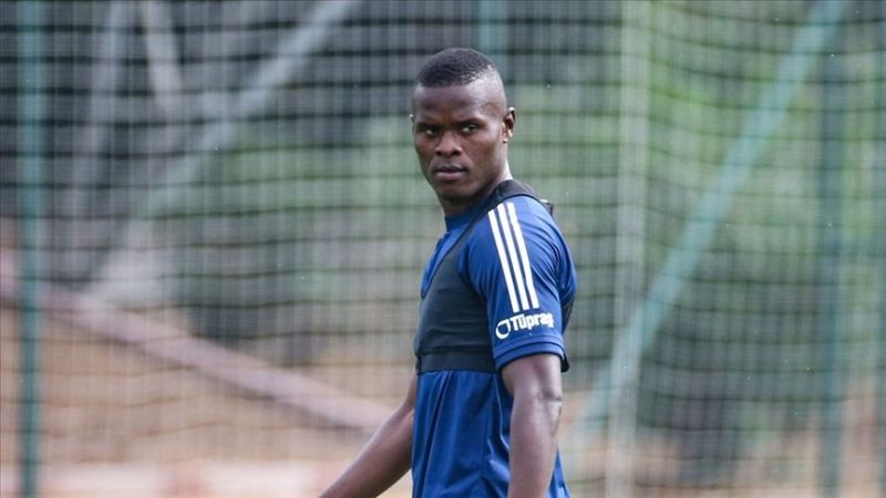 İsmail Kartal gönderilecek isimleri tek tek açıkladı! 12 futbolcu yolcu 9