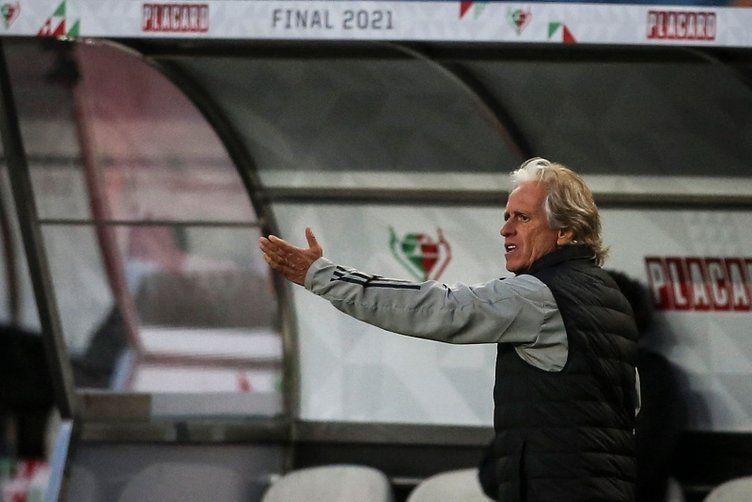 Jorge Jesus'un Fenerbahçe'ye getireceği isimler belli oldu 10
