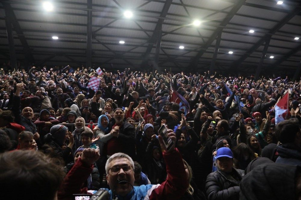 Trabzon'da yer gök bordo mavi! 26