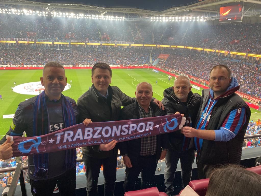 Trabzon'da yer gök bordo mavi! 1