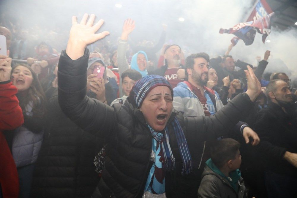 Trabzon'da yer gök bordo mavi! 33