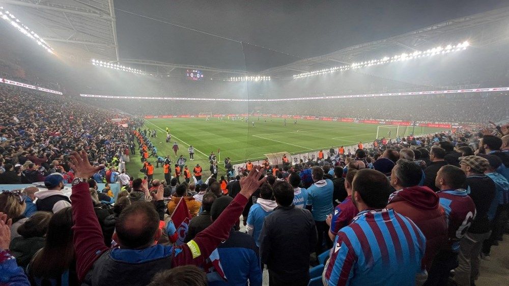 Trabzon'da yer gök bordo mavi! 42