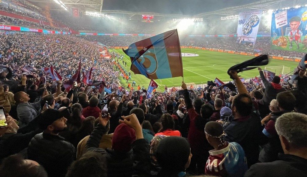 Trabzon'da yer gök bordo mavi! 43