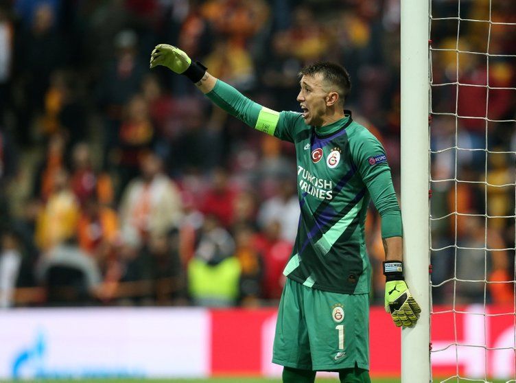 Fernando Muslera kararını verdi! Futbolu bırakacağı tarih belli oldu... 6