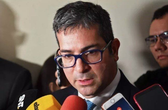 Balayında kanlı infaz! Jet ski ile gelip mafya karşıtı savcıyı vurdular! 5