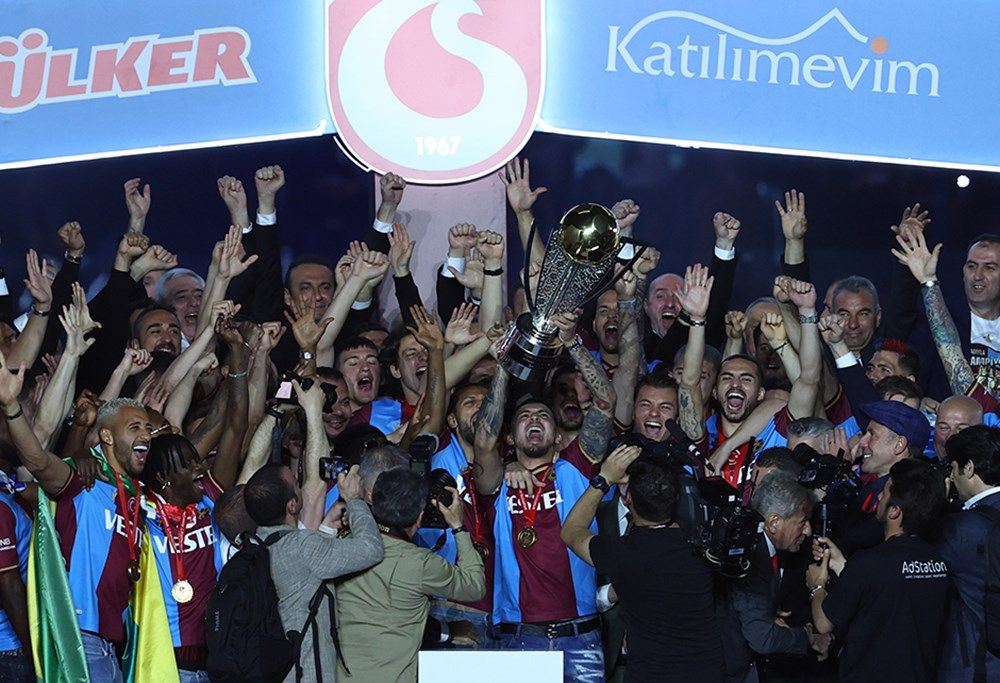 Şampiyon Trabzonspor, kupasına kavuştu 7