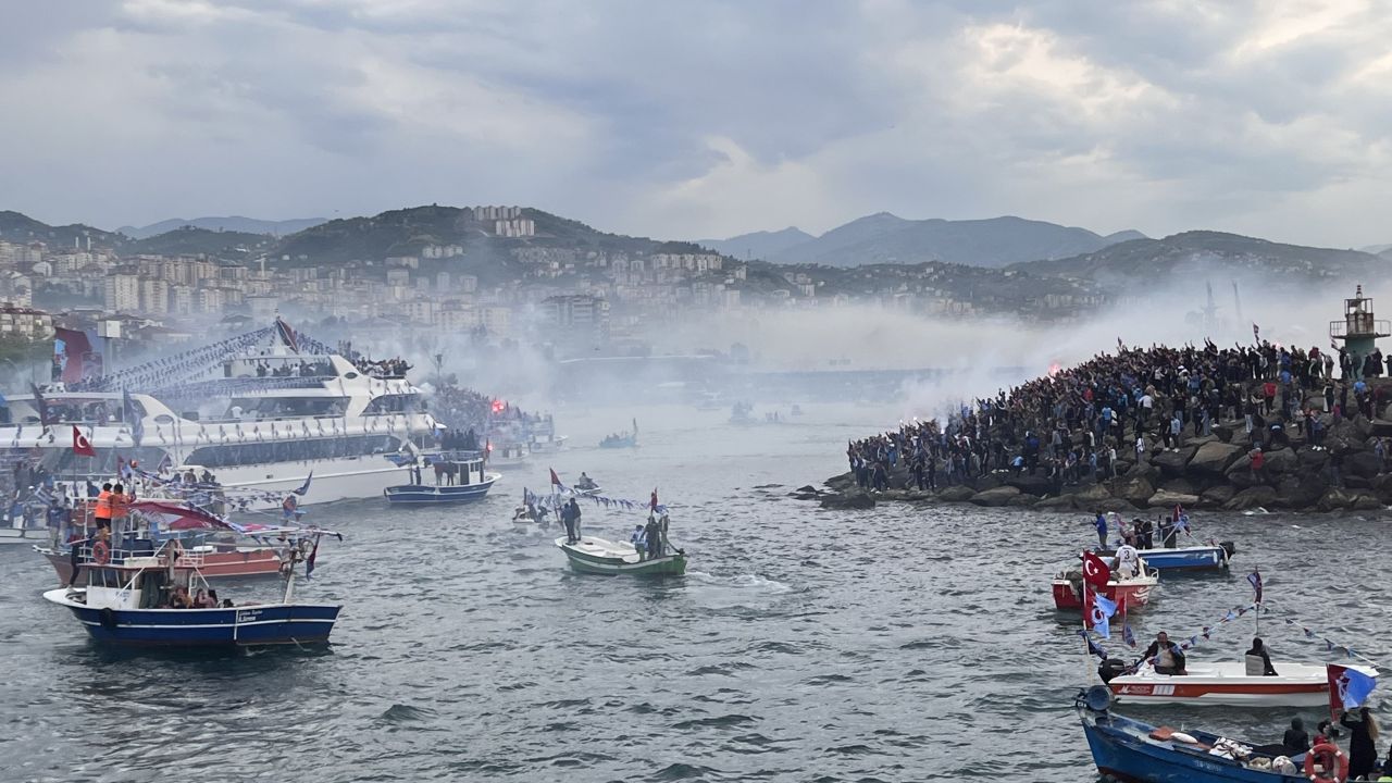 Trabzonspor'un şampiyonluk filosu Faroz Limanı'na ulaştı 1