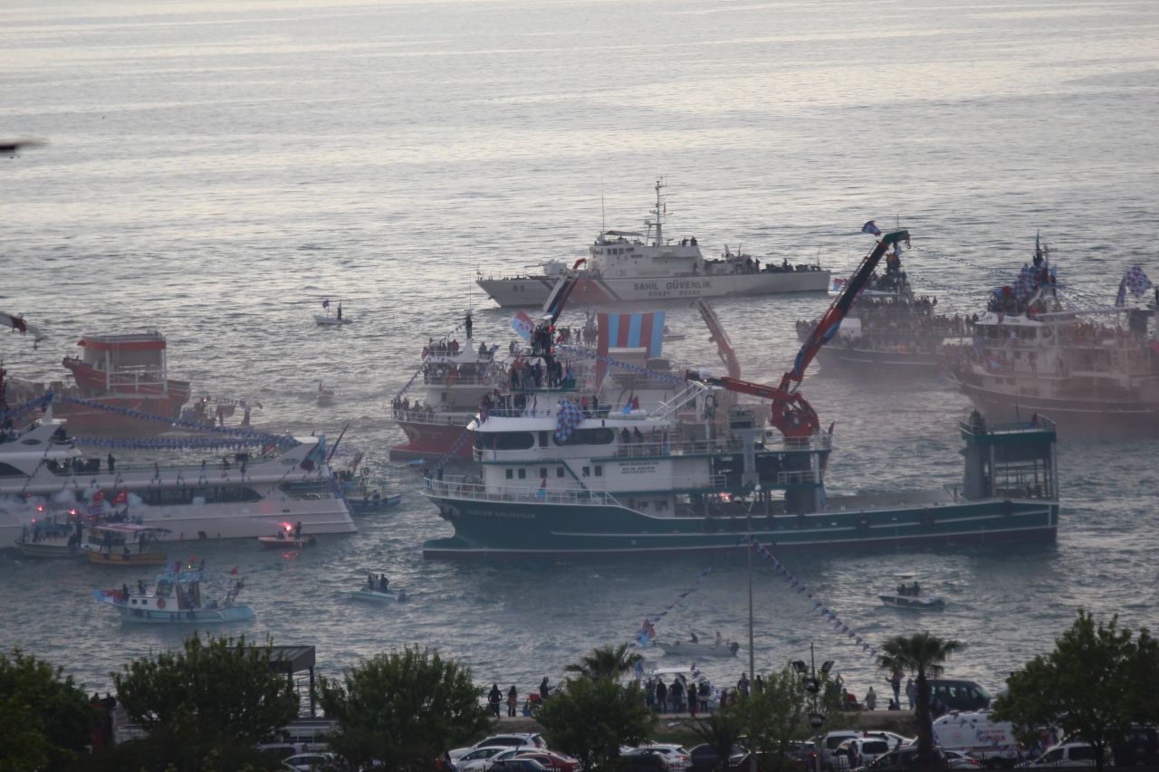 Trabzonspor'un şampiyonluk filosu Faroz Limanı'na ulaştı 8