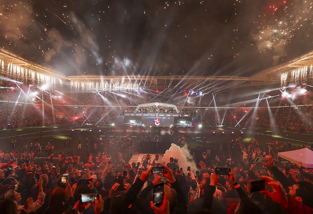 Şampiyon Trabzonspor, kupasına kavuştu 37