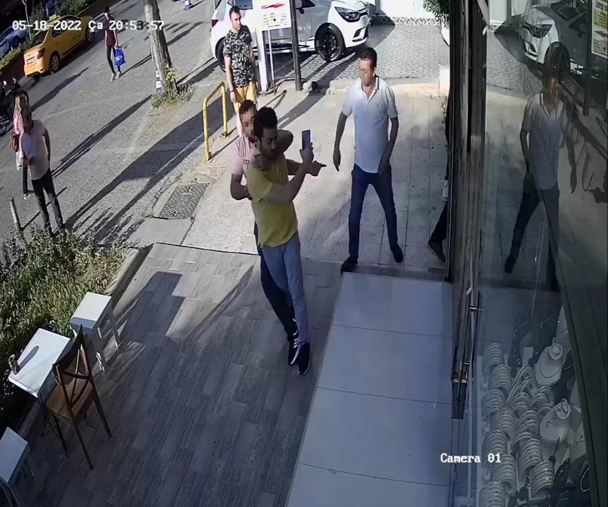 İzmir’de doktora dehşeti yaşattılar! Hepsi birden saldırdı 1