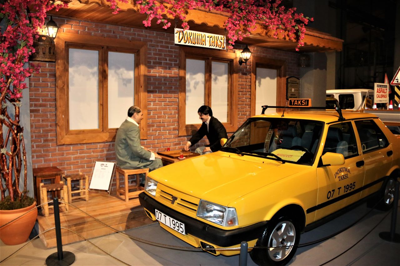 İşte Selvi Boylum Al Yazmalım filminde kullanılan kamyonun son hâli... 7