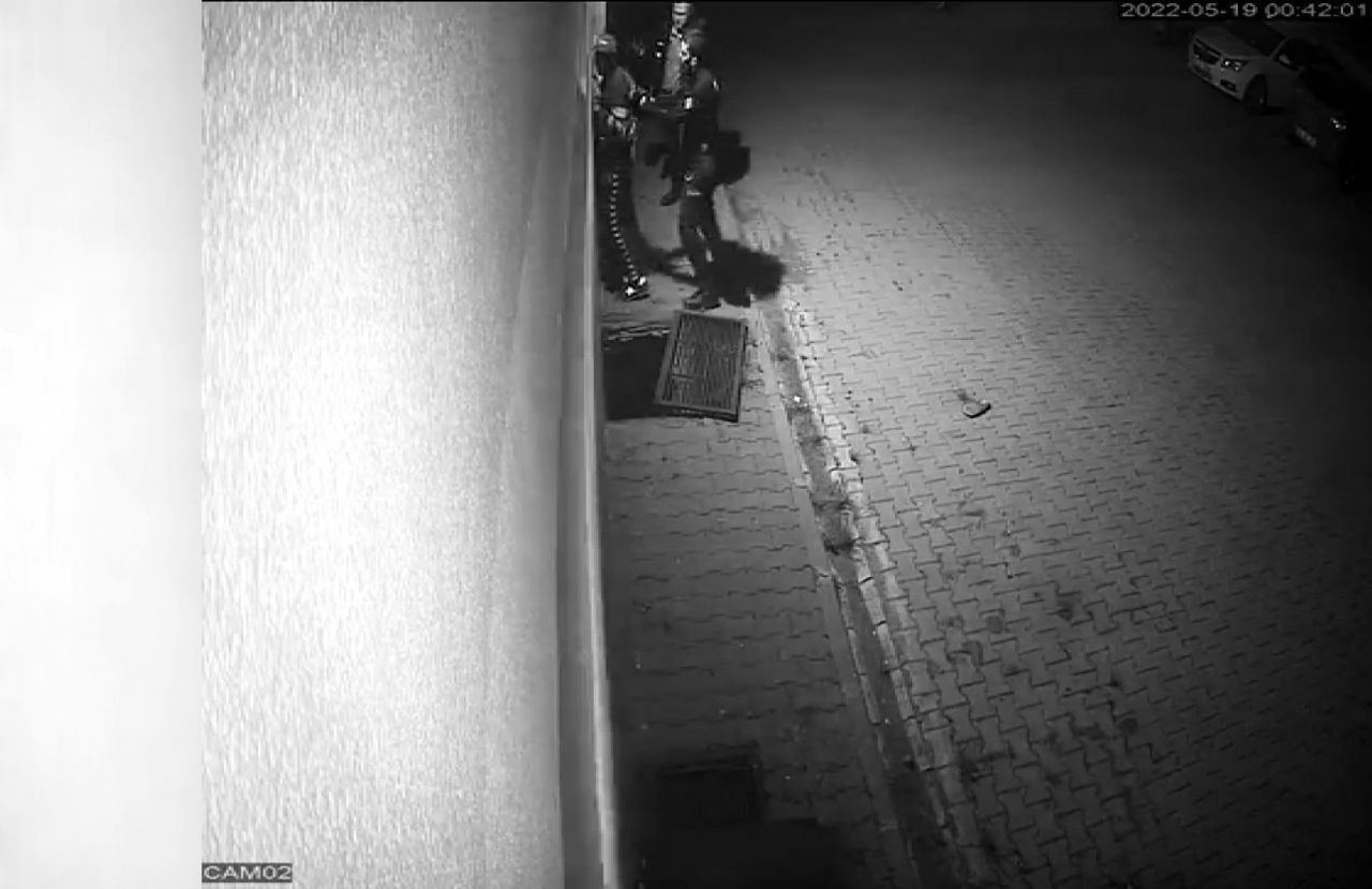 Mazgalı kaldırdı, bekçilerle karşılaştı 3