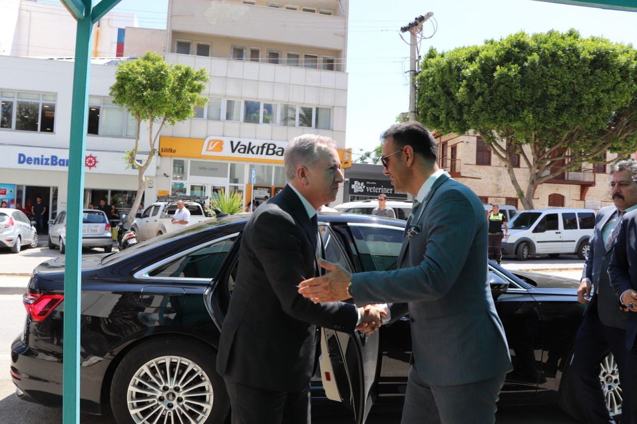 MHP’li Sadir Durmaz‘dan Mersin’e çıkarma: 'Mersin’in tamamına Üç Hilal bayrağını dikeceğiz' 8