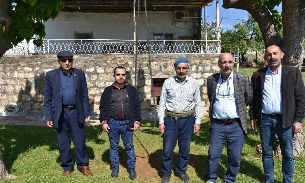 Yazları 9, kışları 20 ailenin yaşadığı bu köyden petrol fışkırıyor! 12