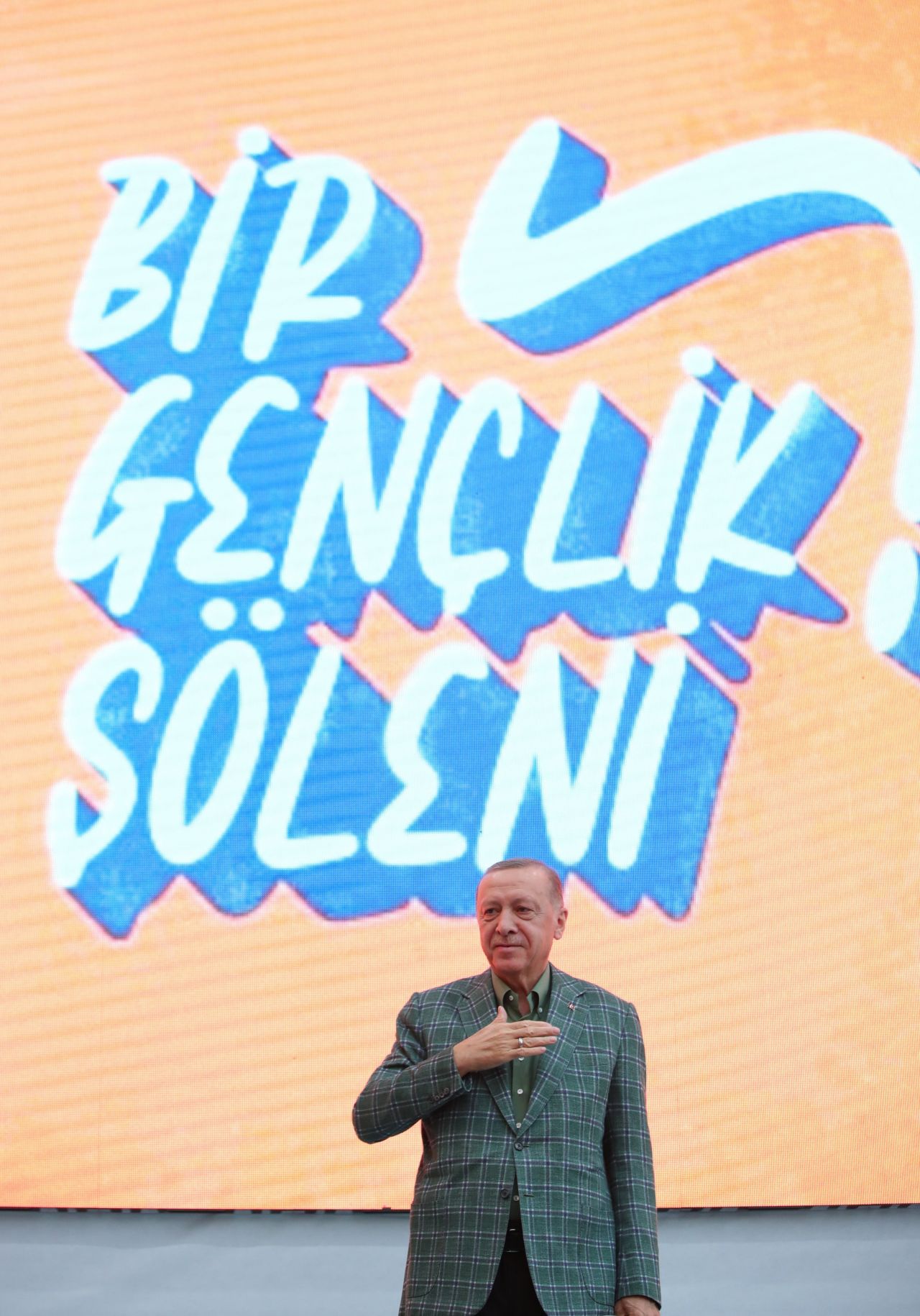 Akşener'e tepki: 'Sen kim Sultan Abdulhamid'e saygısızlık kim!' 5