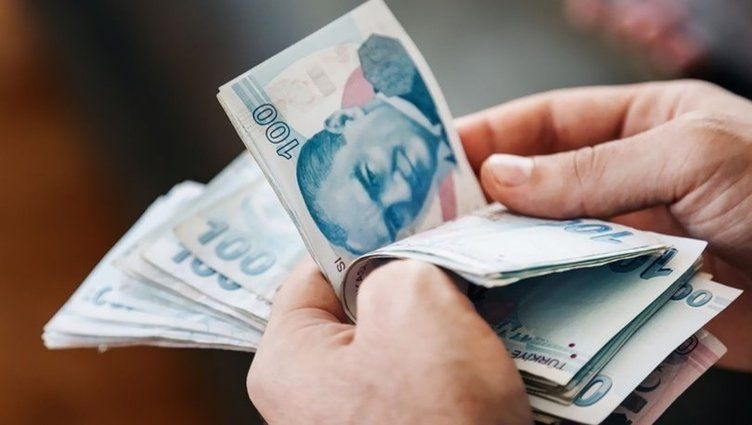 Emeklilikte yaşa takılanlar için yeni reçete: 9.000 ve 7.200 gün formülü! İşte EYT'de son durum 14