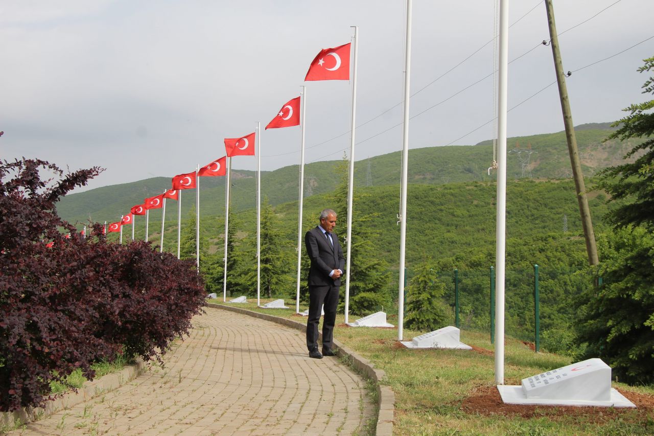 Üzerinden 29 yıl geçti, 33 askerin acısı hâlâ dinlemedi... 5