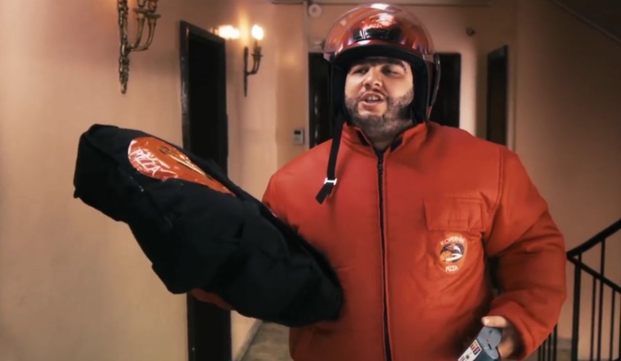 Recep İvedik filmi gerçek oldu! Kurye, götürdüğü siparişi yedi 5