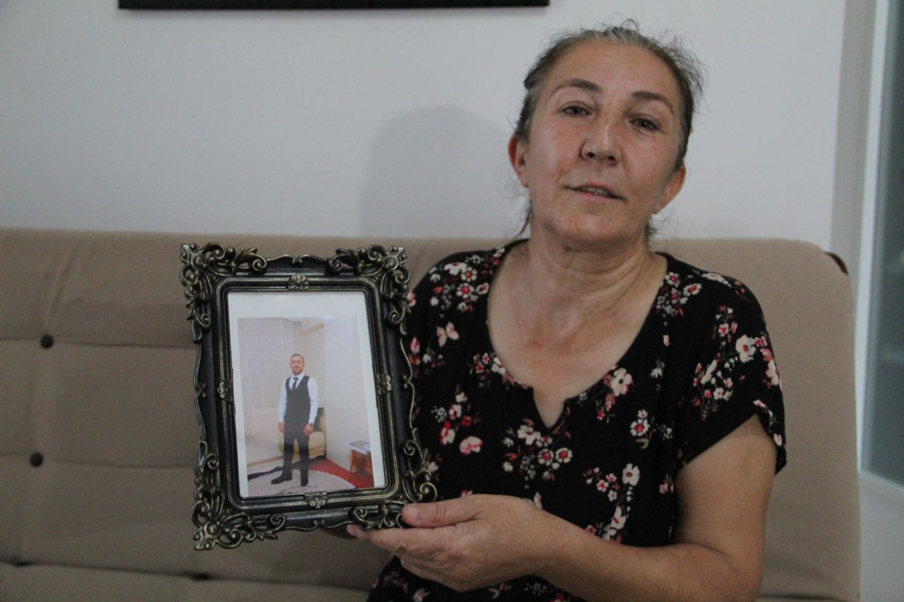 Kadir Şeker'den gelen haber annesini sevindirdi 2