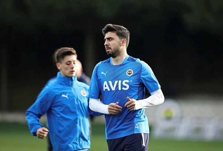 Burak Yılmaz ve Ozan Tufan aynı takımda buluşuyor 10