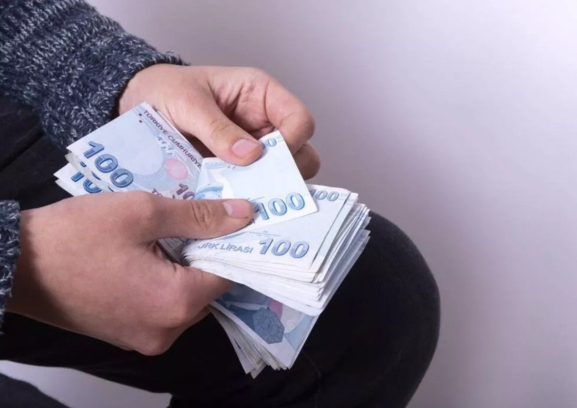 Memur ve emeklinin gözü o günde! Kim ne kadar zam alacak? İşte meslek meslek yeni maaş tablosu... 8