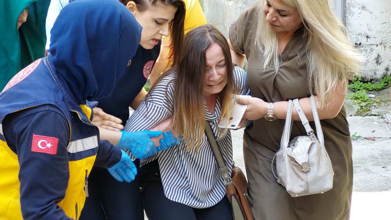 Karne günü 4. kattan düşen liseli yaşamını yitirdi! Annesi yıkıldı, babası bayıldı… 4