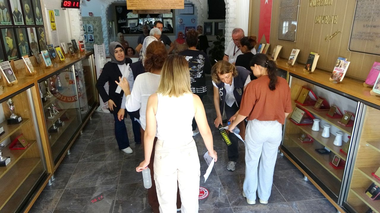 Polise verdiği cevapla milyonların yüreğine dokunan Ayşe konuştu 6