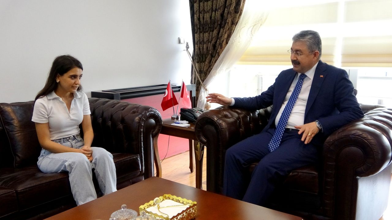 Polise verdiği cevapla milyonların yüreğine dokunan Ayşe konuştu 11