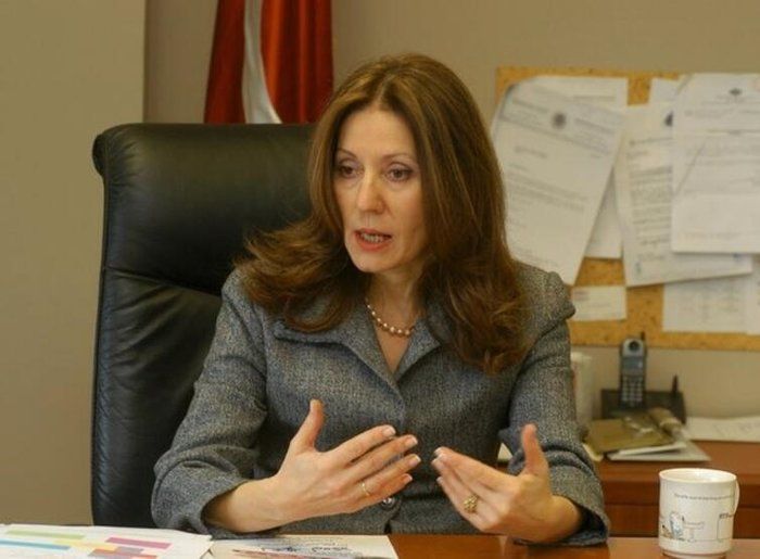 Bir yalana servet kaptırdı! Banka banka dolaştırıp milyonlarını aldılar... 3