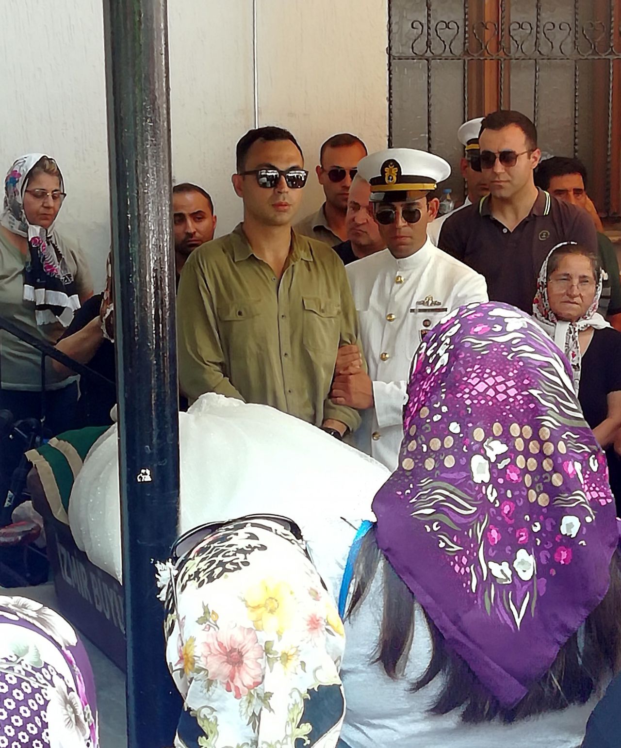 29 yaşında vefat etti, düğün günü defnedildi! Yürekleri yakan hikaye... 3