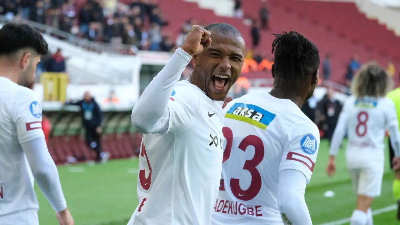 Süper Lig'de 2022 yaz döneminde biten tüm transferler 13