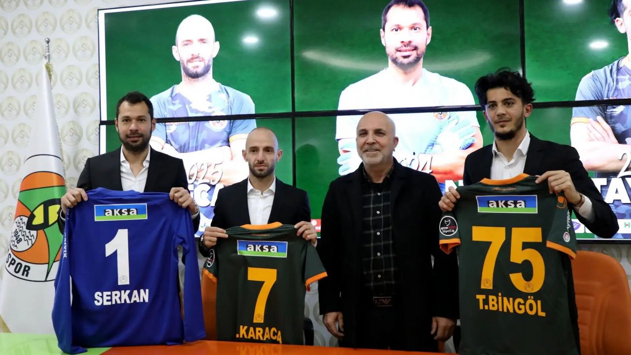 Süper Lig'de 2022 yaz döneminde biten tüm transferler 3