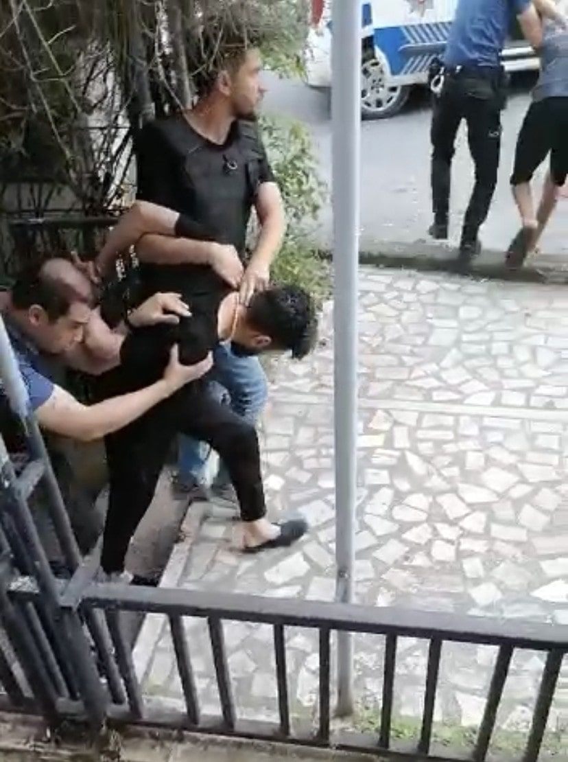 Film gibi operasyon! Pencereden yaptığı hareket sayesinde kurtarıldı 9