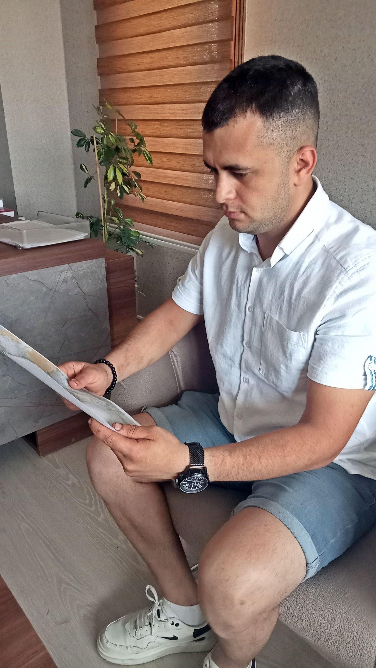 Mide bulandıran olay! Ekmeğin içinden bakın ne çıktı 6