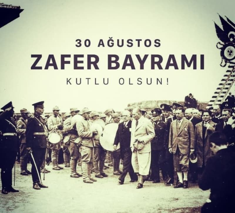 Zafer Bayramı'na 1 ay kaldı! 1926'dan itibaren Zafer Bayramı olarak kutluyoruz... 21