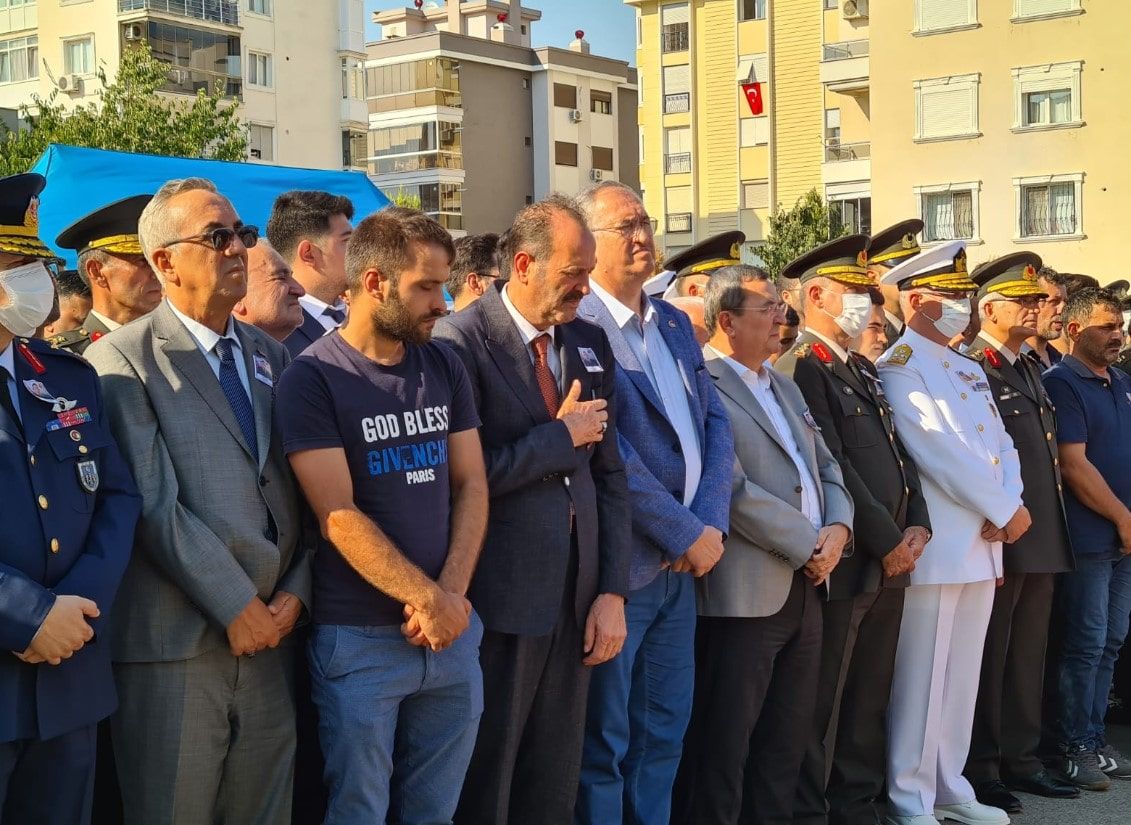 İzmir şehidini uğurladı 14